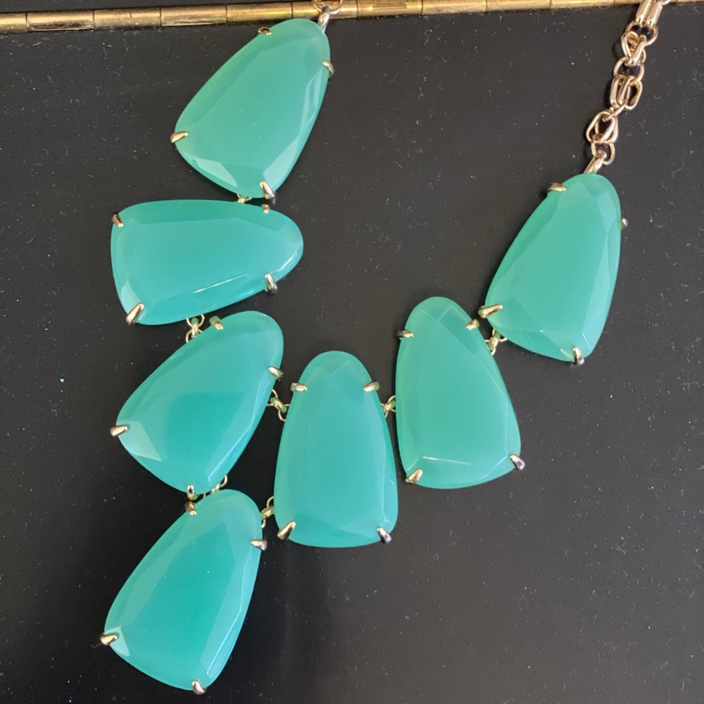 - 🆕 Kendra Scott Harlow Necklace